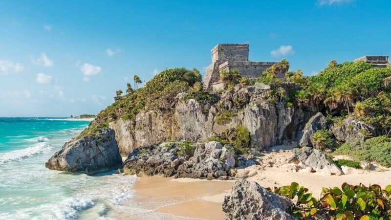 Tulum-Ruine-auf-deutsch