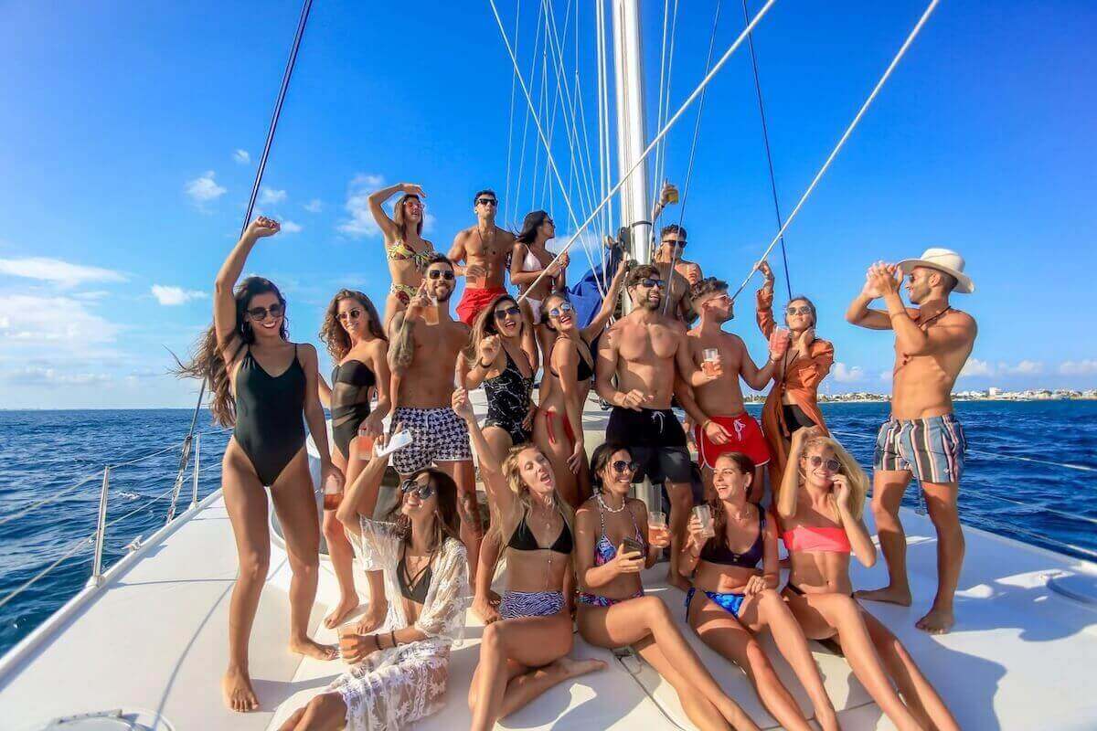 Bootsausflug ab Cancún: sichere und gut überwachte Touristenzone am Wasser